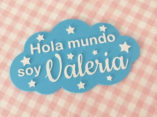 Cartel nube con nombre para bebé — diseño 3D de MeryHoop